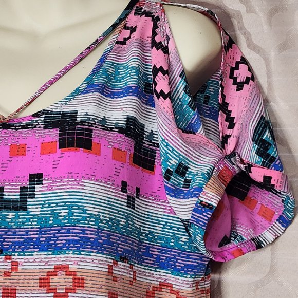 Metaphor Geometric Dress - Picture 4 of 7